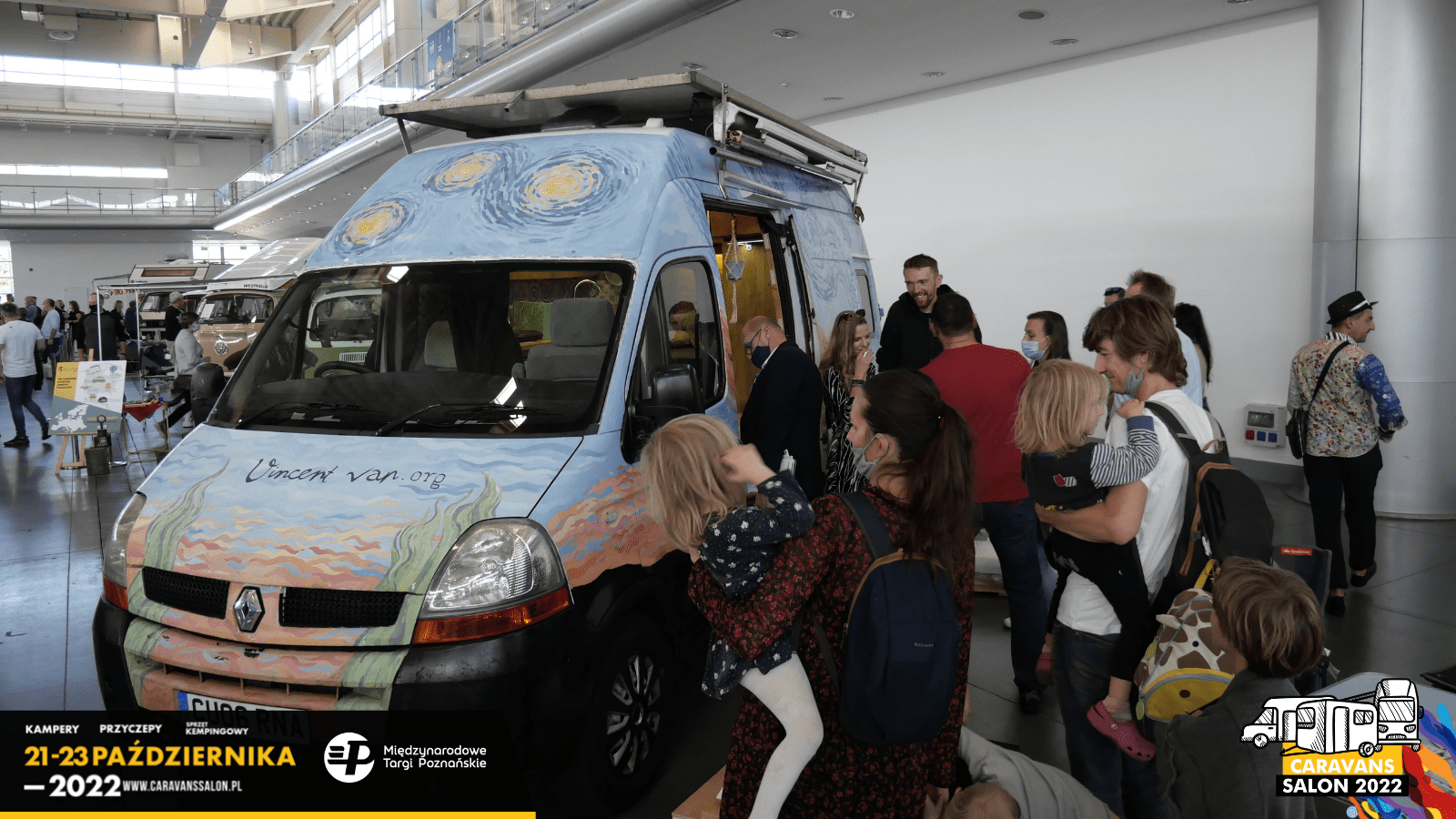 Life on four wheels, or stars in the Vanlife Zone at Caravans Salon 2022 – image 3