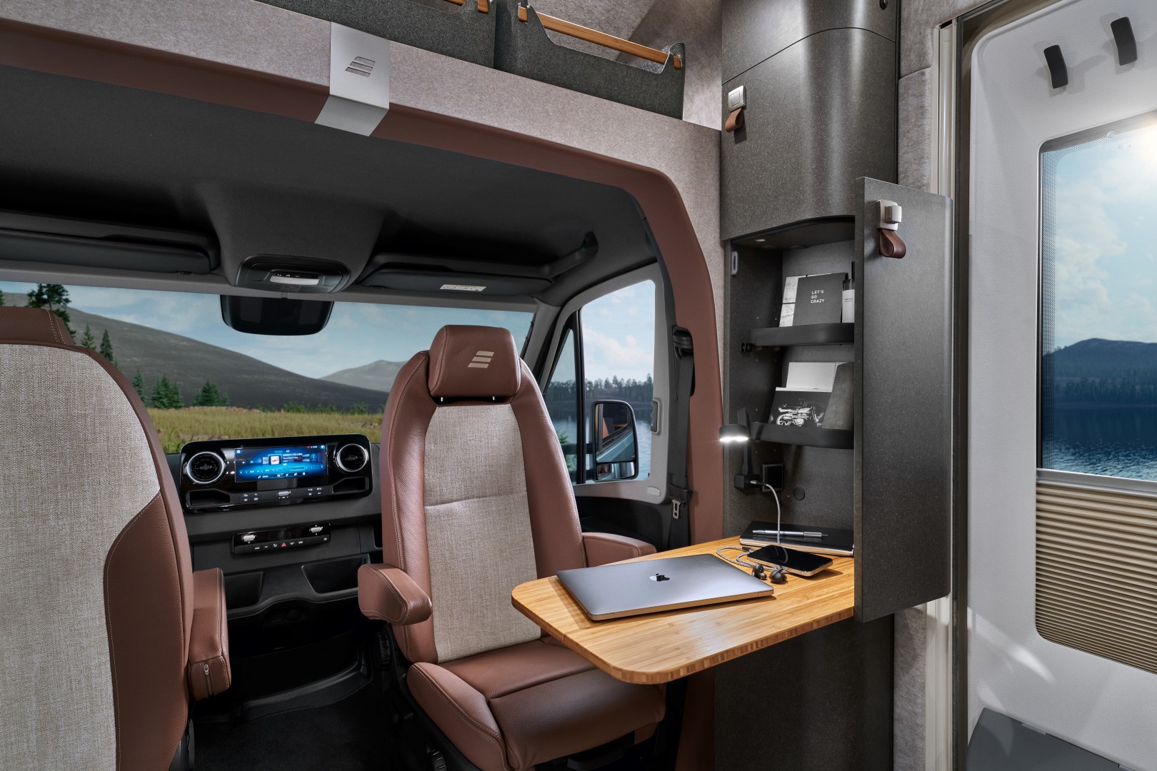 Hymer presents the exclusive Venture S off-road vehicle. – image 8