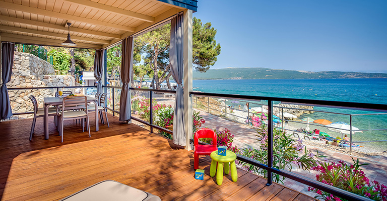 Holiday house by the sea in Croatia camping Jezevac