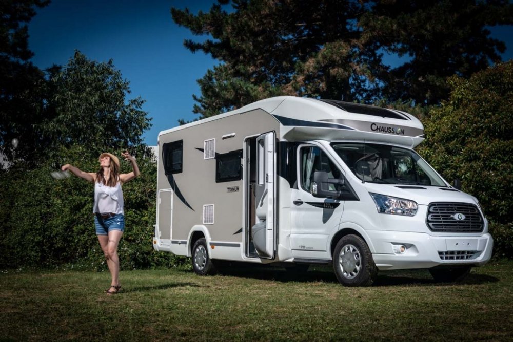 A motorhome in a slot machine, i.e. the Titanium series from Chausson – main image