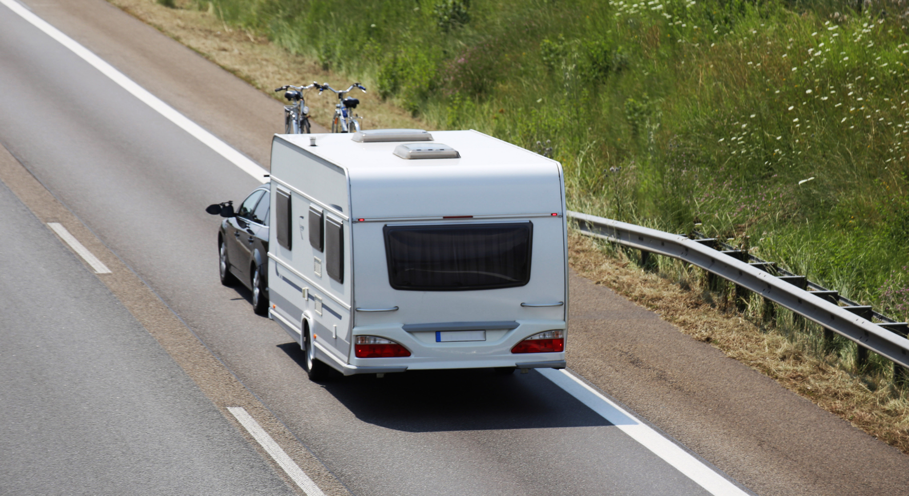 Road tolls - with a caravan around Europe – main image