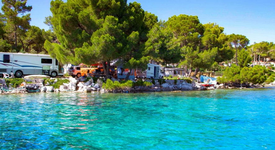Holidays in the green of Lošinj – main image