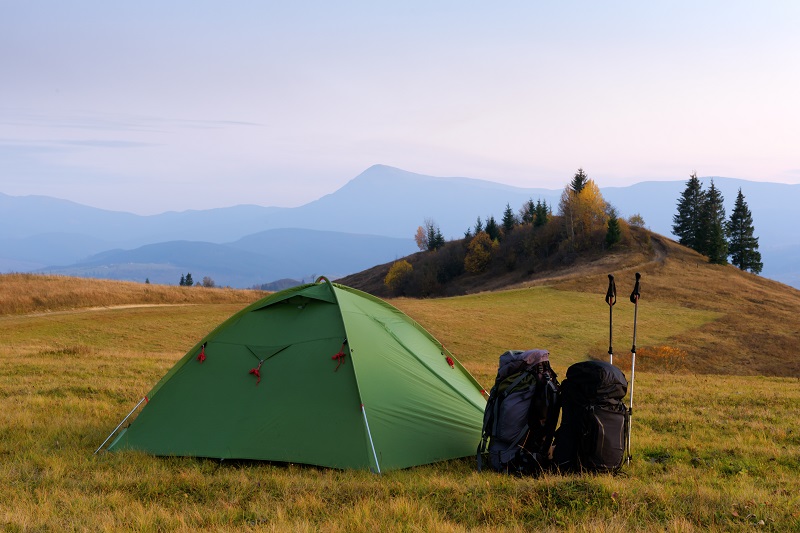Fully equipped camping - How to choose a hiking backpack and travel comfortably? – main image