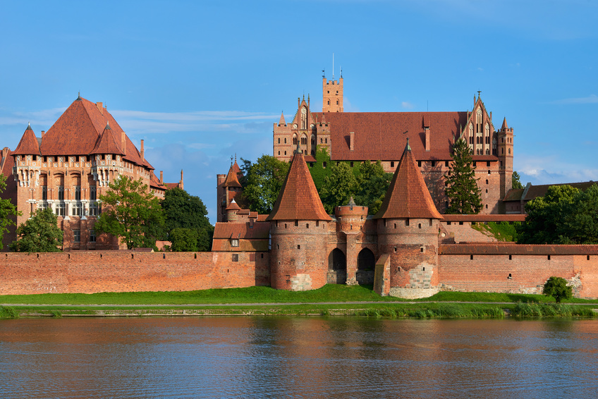 Zwiedzamy polskie zamki i pałace – główne zdjęcie