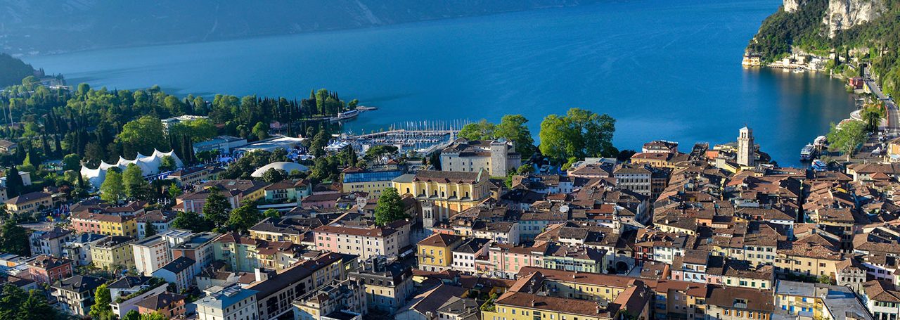 10 rzeczy, których prawdopodobnie nie wiedziałeś o Jeziorze Garda w prowincji Trydent – główne zdjęcie