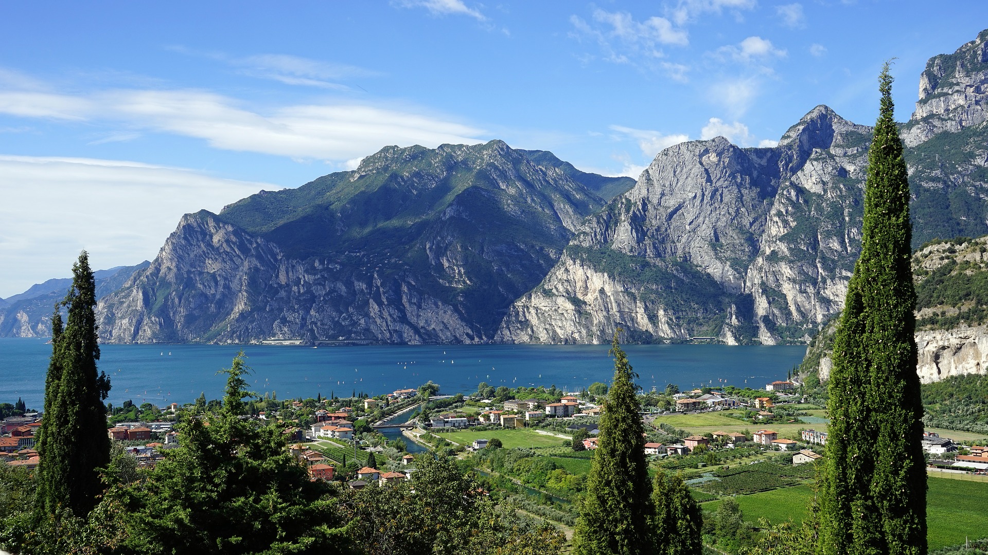 Jezioro Garda - raj dla turystów – główne zdjęcie