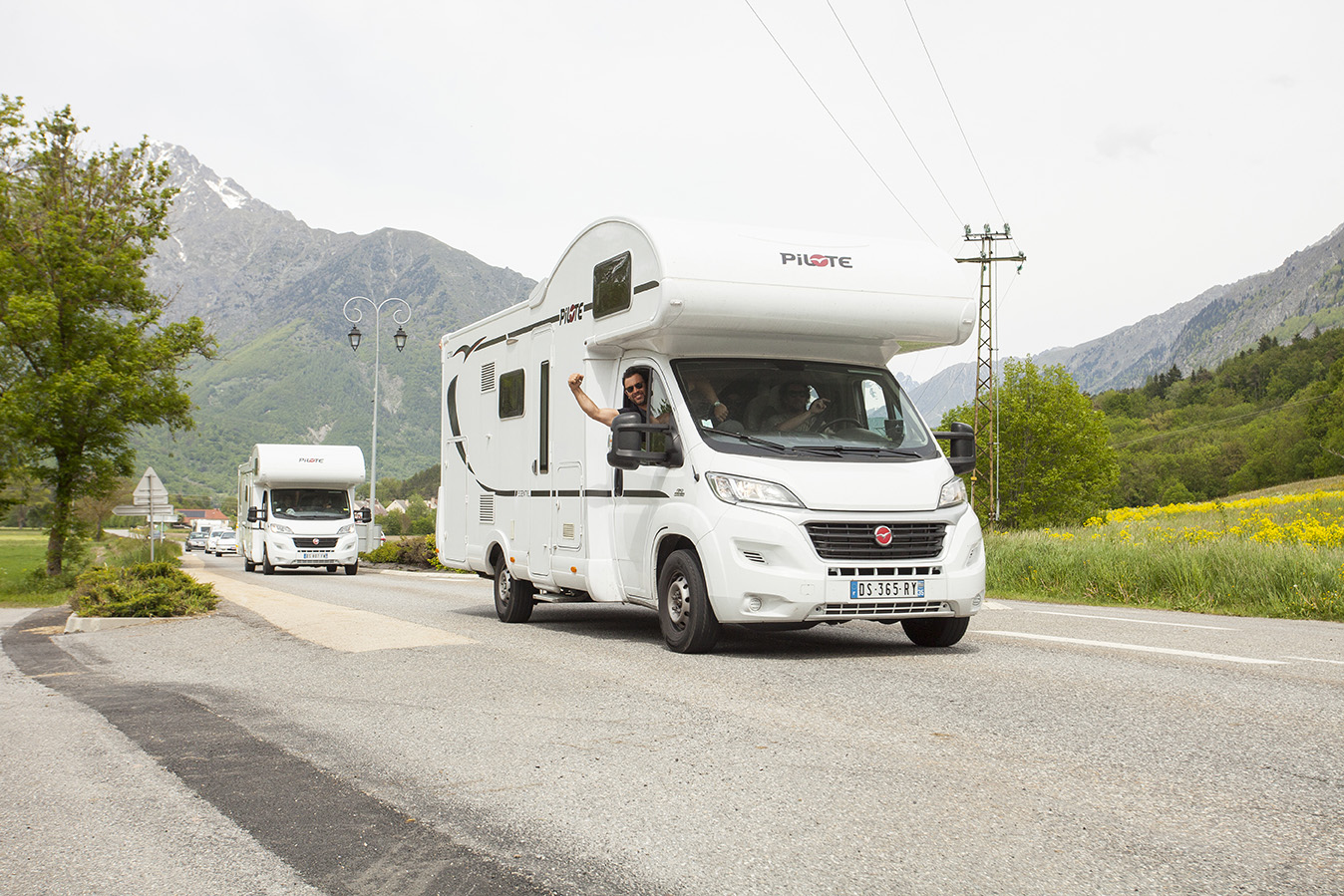 Renting or buying a motorhome? – main image