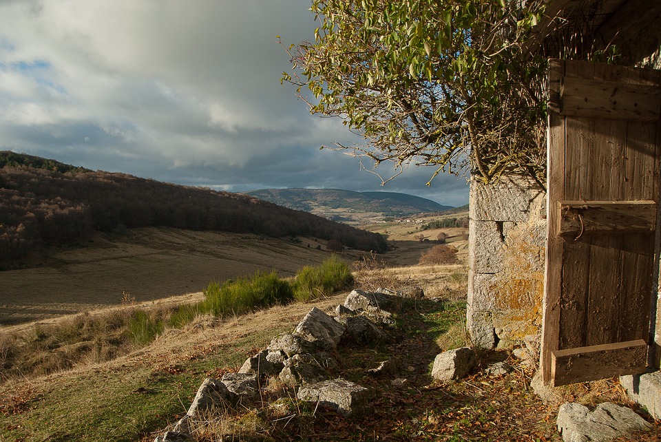The shadow of the beast in Lozère – main image