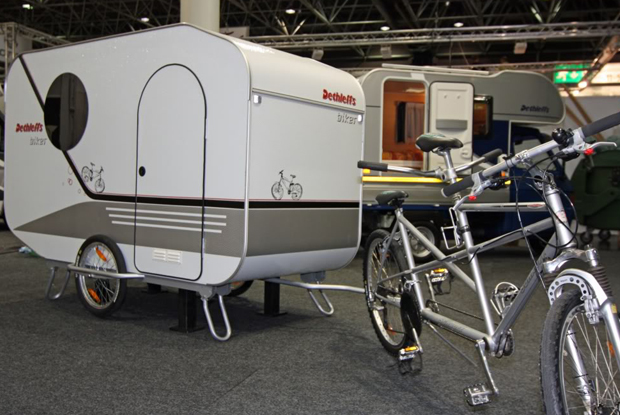 Camping for cyclists – main image