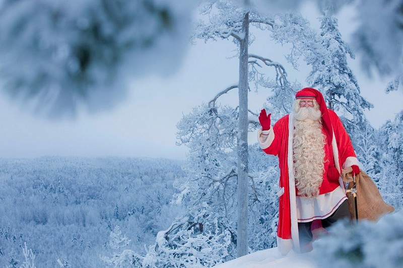 Z wizytą u Św. Mikołaja, czyli wycieczka do Rovaniemi – główne zdjęcie