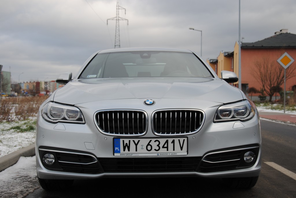 BMW 528i X-Drive - not only a station wagon – main image