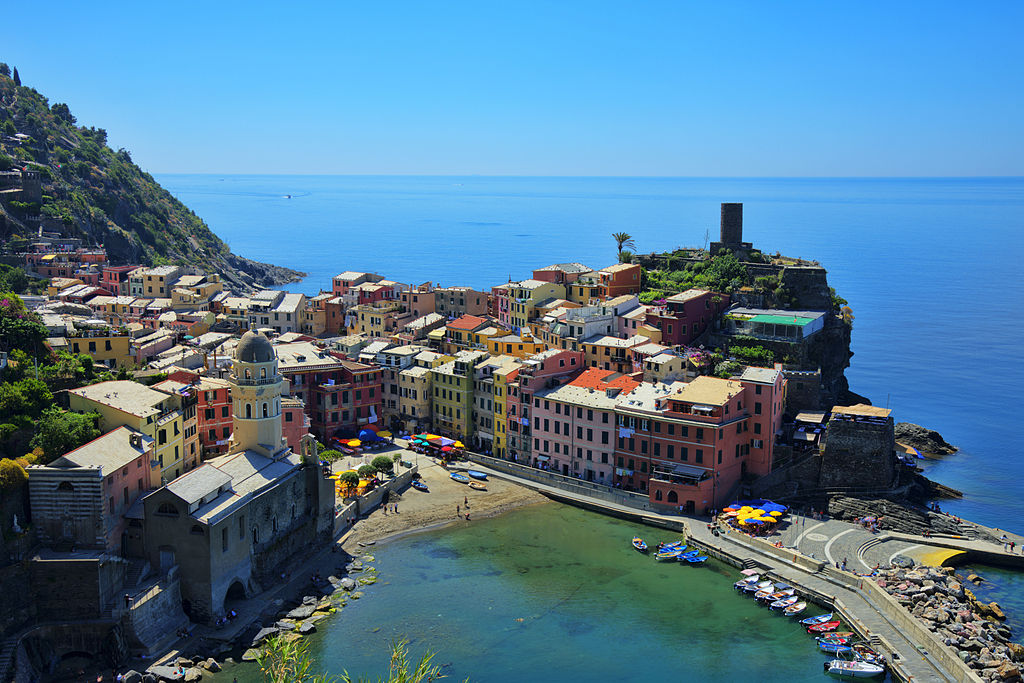 Cinque Terre - happiness times five – main image