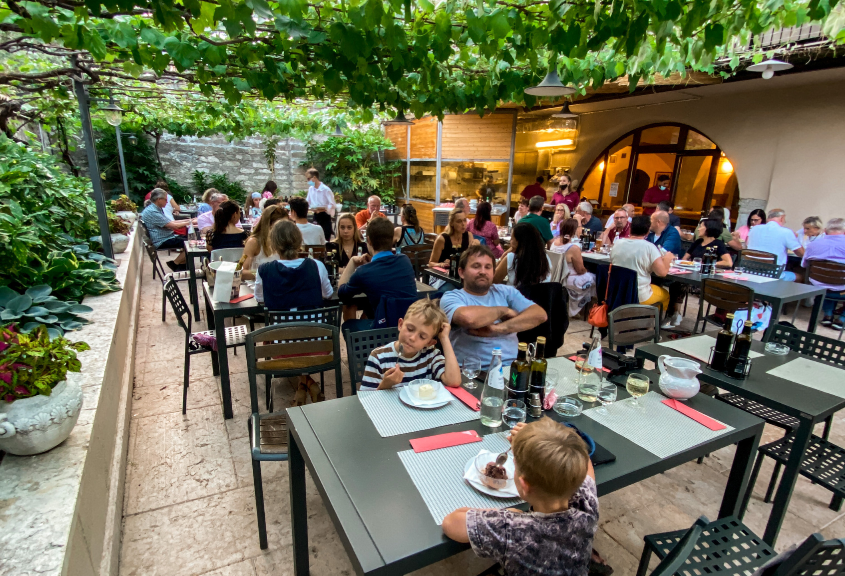 Gdzie zjeść nad Jeziorem Garda i Jeziorem Ledro w Garda Trentino – główne zdjęcie