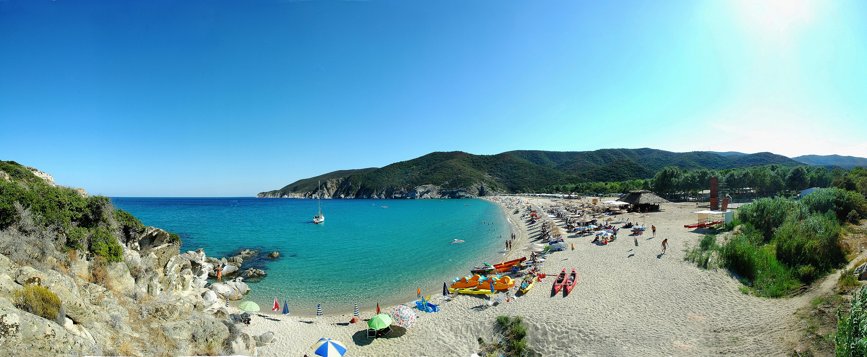 THALATTA KALAMITSI VILLAGE CAMP • Check camping in Greece at CampRest - Main photo