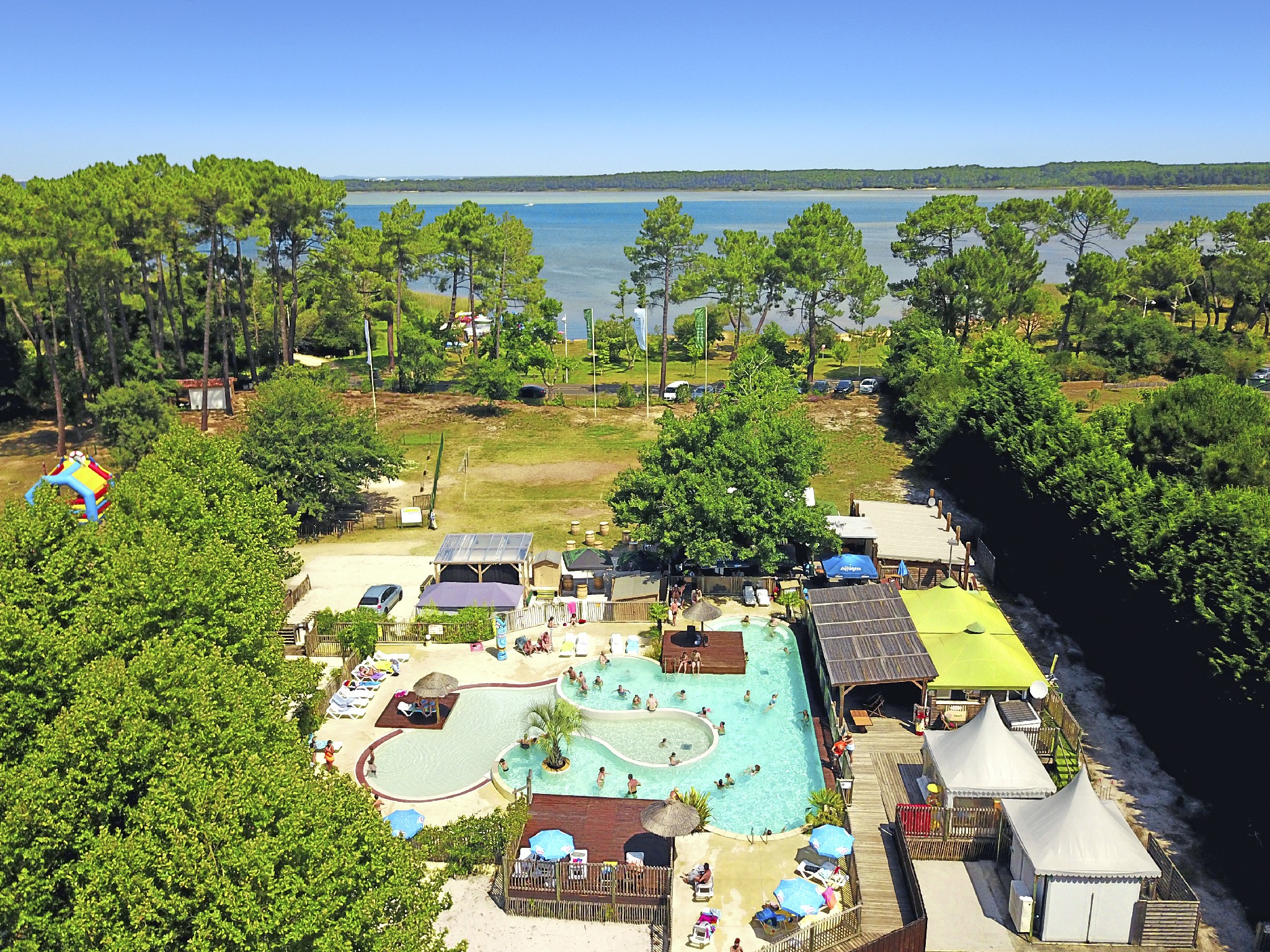 Camping Le Lac de Sanguinet • Check camping in France at CampRest