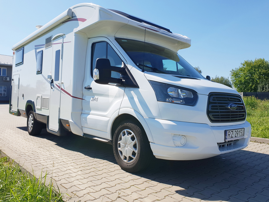 Company Sunday Travel offer – rental – image 40
