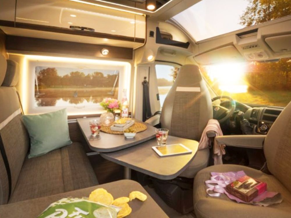 Company Sunday Travel offer – rental – image 50