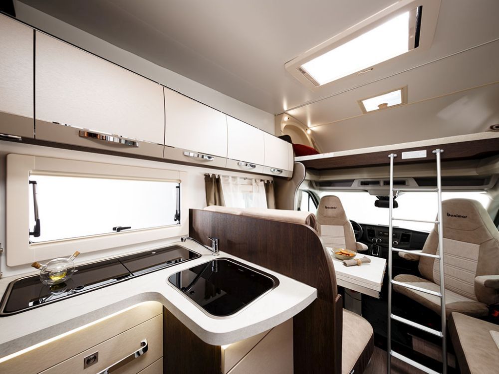 Company Sunday Travel offer – rental – image 18