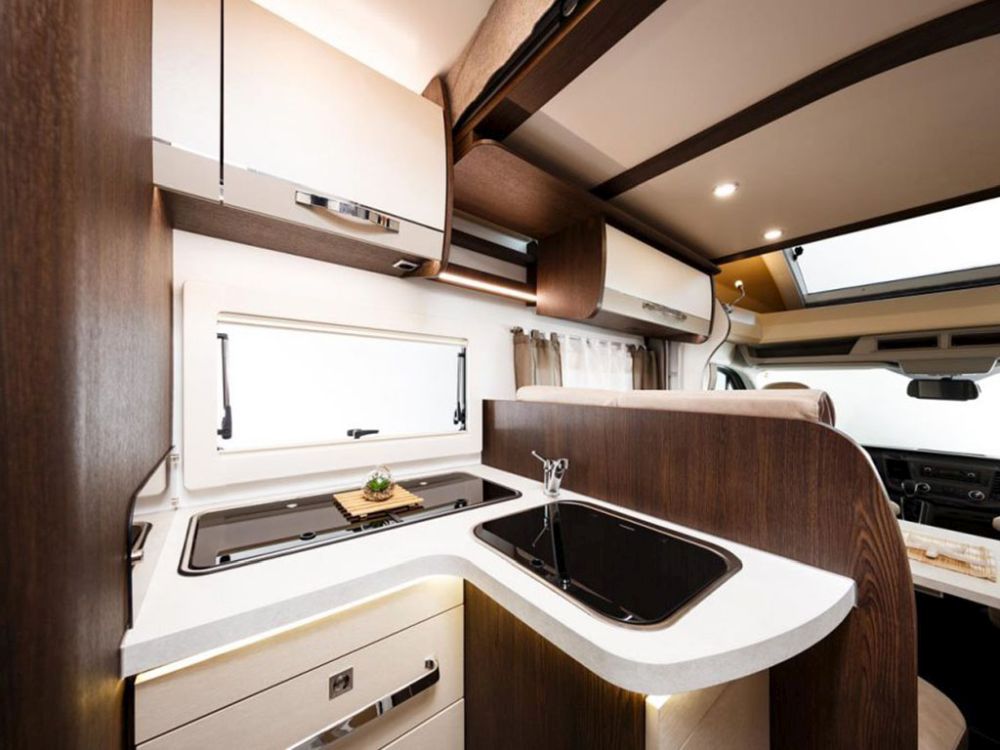 Company Sunday Travel offer – rental – image 12