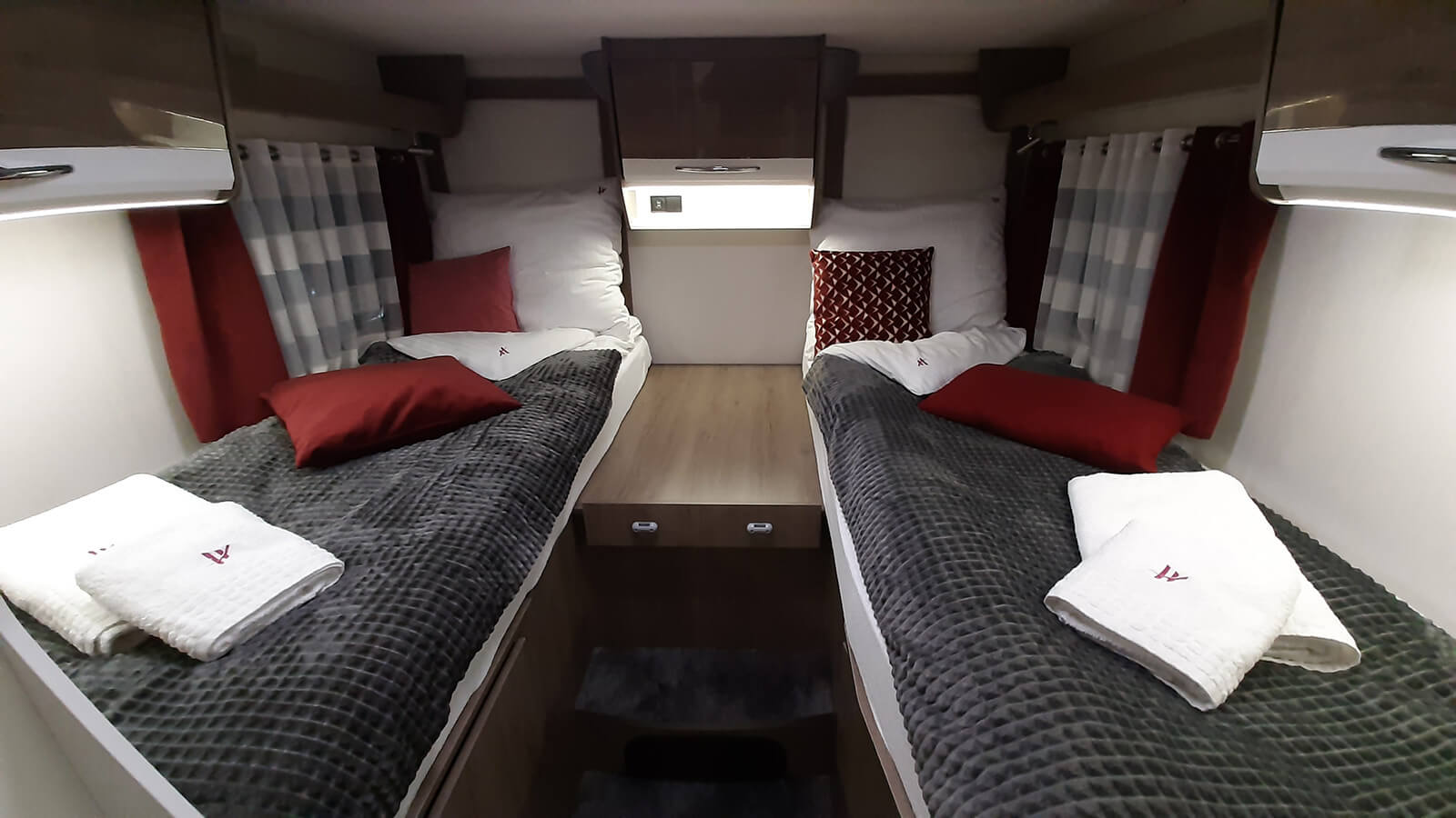 Company HelenCamp – wynajem camperów offer – rental – image 37